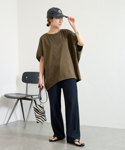 フレームワーク Framework 23SS ロゴプリントハーフスリーブT Tシャツ カットソー 五分袖 クルーネック ストレッチ F 茶 ブラウン FRAMeWORK（フレームワーク）の「ロゴプリントハーフスリーブT