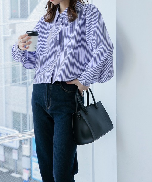 BONLECILL(ボンルシール)の「ボリュームスリーブクロップドシャツ(シャツ/ブラウス・レディース・オフホワイト/ブルー/ネイビー系/ブルー系/レッド系/グリーン系/ネイビー系2/ベージュ系/ワイン系/ブラック系/ブルー系2/ブルー系3/ブルー系1・FREE)」の21枚目の写真