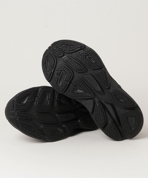 HOKA（ホカ）の「ホカ HOKA ボンダイ 8 ワイド BONDI 8 WIDE（スニーカー・メンズ・ブラック×ブラック・26.0cm/27.0cm/28.0cm/27.5cm/29.0cm/28.5cm/26.5cm/25.5cm/25.0cm/30.0cm）」の3枚目の写真
