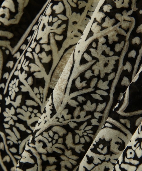 Mirror Mirror on the wall（ミラーミラー）の「(MIRROR MIRROR ON THE WALL)ケーブルニット　ビッグベスト×プリントワンピース 3WAY SET（ワンピース・レディース・グリーン/ホワイト・FREE）」の7枚目の写真