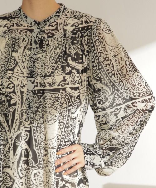 Mirror Mirror on the wall（ミラーミラー）の「(MIRROR MIRROR ON THE WALL)ケーブルニット　ビッグベスト×プリントワンピース 3WAY SET（ワンピース・レディース・グリーン/ホワイト・FREE）」の13枚目の写真