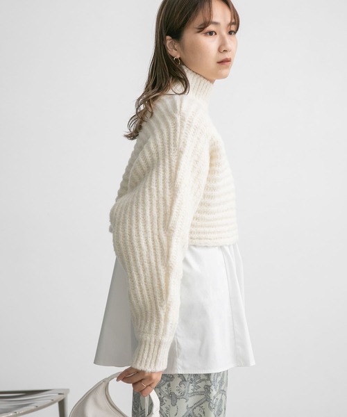 KBF（ケイビーエフ）の「ハイネックショートニット（ニット/セーター・レディース・アイボリー/ライトブルー/ピンク/ネイビー・ONE）」の8枚目の写真