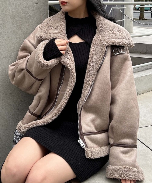 INGNI（イング）の「BIGムートンライダース（ムートンコート・レディース・ブラック/アイボリー/モカ・M）」の4枚目の写真