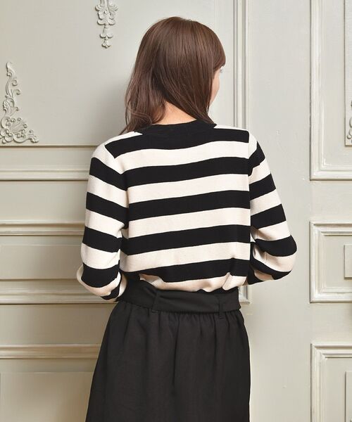 ems excite(エムズエキサイト)の「袖ボタン付長袖ニット(ニット/セーター・レディース・ブラック系その他3/ブルー/ナチュラル/ピンク系その他3・FREE)」の10枚目の写真