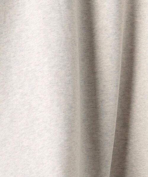 FOG ESSENTIALS(エフオージーエッセンシャルズ)の「<FEAR OF GOD ESSENTIALS> RELAXED CREW NECK2/スウェット(スウェット・メンズ・グレー/ブラック/ライトグレー・L/S/M)」の4枚目の写真