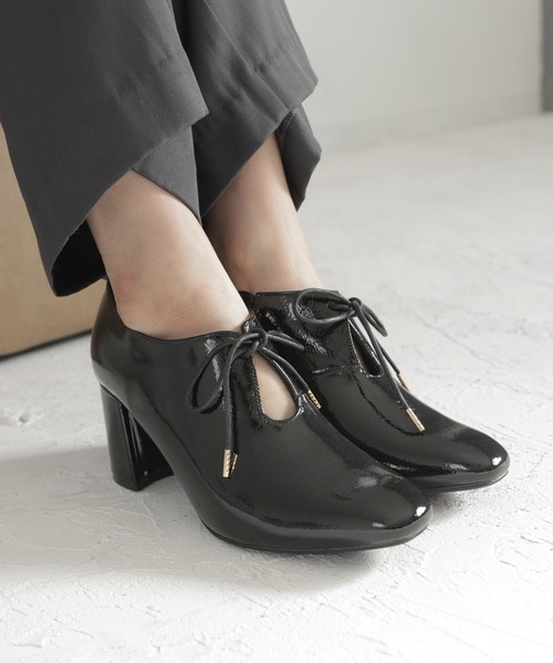 SOROTTO(ソロット)の「レースアップエナメルブーティー(パンプス・レディース・ブラック・S/M/L/LL/3L)」の21枚目の写真
