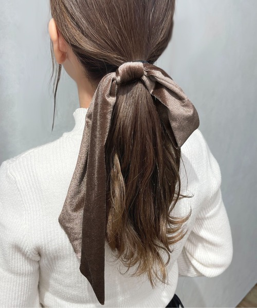 apres jour(アプレジュール)の「【apres jour×ARIAZ】ベロアヘアリボン(ヘアゴム・レディース・ベージュ/ブラック/ブラウン系その他・FREE)」の3枚目の写真