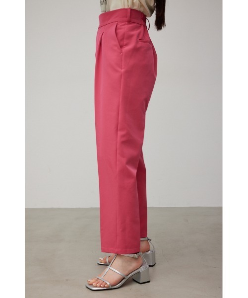 AZUL by moussy（アズールバイマウジー）の「VENUS TAPERED PANTS/ヴィーナステーパードパンツ（その他パンツ・レディース・ライム/ブルー/ブラック/ライトベージュ/ピンク/ライトグレー・LARGE/SMALL/MEDIUM）」の13枚目の写真