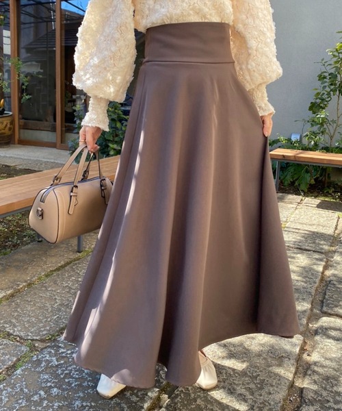 one after another NICE CLAUP(ワンアフターアナザーナイスクラップ)の「美シルエット大人かわいい。バックレースアップフレアスカート【ZOZO限定商品】(スカート・レディース・ベージュ/ブラック/ブラウン・SMALL/MEDIUM)」の7枚目の写真