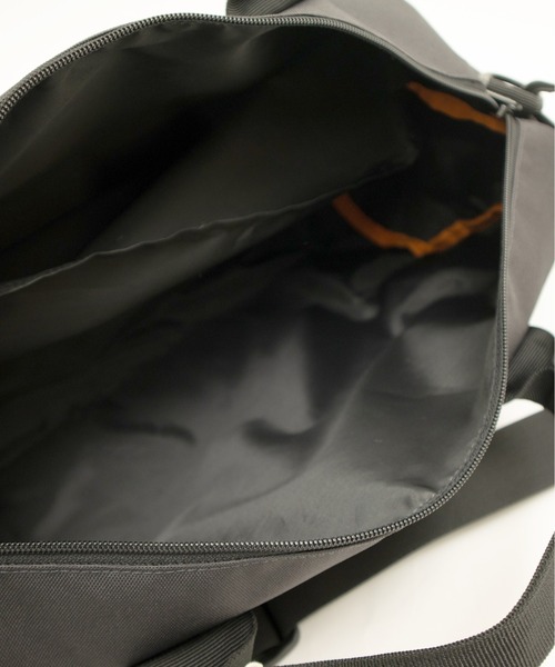 UNIVERSAL OVERALL(ユニバーサルオーバーオール)の「ユニバーサルオーバーオール ダッフルバッグ ミディアム / UO DUFFLE BAG (M)(ドラムバッグ・メンズ・ブルー/グレー/ブラック・F)」の6枚目の写真