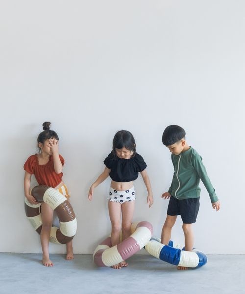 LOWRYS FARM（ローリーズファーム）の「ＳＷＩＭパフセットアップ　191083（水着・キッズ・ブラック/ブラウン/カーキ・110cm/120cm/130cm）」の5枚目の写真