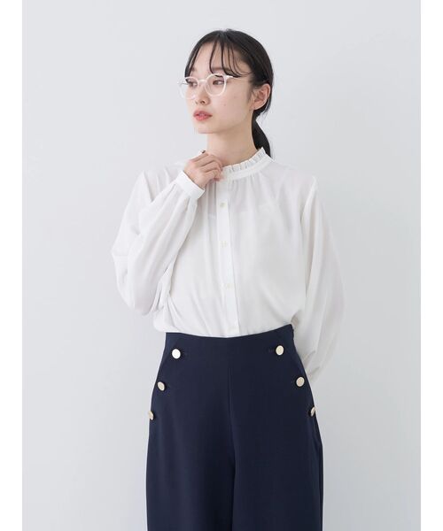 earth music&ecology（アースミュージックアンドエコロジー）の「スタンドフリルブラウス（シャツ/ブラウス・レディース・サックスブルー/オフホワイト/ピンク/ネイビー・FREE）」の14枚目の写真