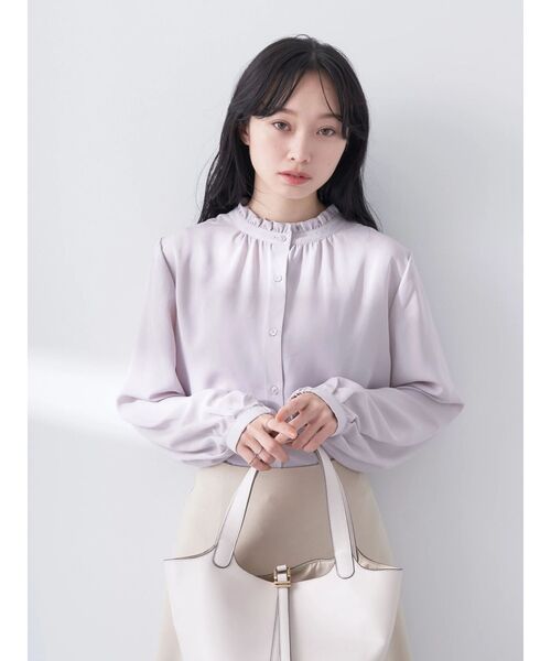 earth music&ecology（アースミュージックアンドエコロジー）の「スタンドフリルブラウス（シャツ/ブラウス・レディース・サックスブルー/オフホワイト/ピンク/ネイビー・FREE）」の6枚目の写真