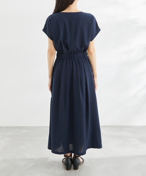 【一部店舗限定】タックスカートワンピース