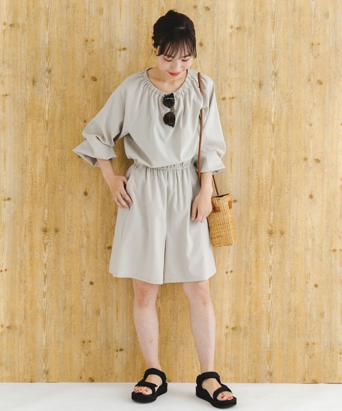 F by ROSSO（エフバイロッソ）の「F by ROSSO　UVCUTショートコンビネゾン（サロペット/オーバーオール・レディース・ブラック/ライトベージュ・FREE）」の10枚目の写真