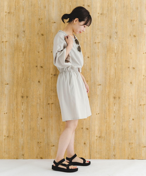 F by ROSSO（エフバイロッソ）の「F by ROSSO　UVCUTショートコンビネゾン（サロペット/オーバーオール・レディース・ブラック/ライトベージュ・FREE）」の11枚目の写真