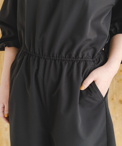 F by ROSSO（エフバイロッソ）の「F by ROSSO　UVCUTショートコンビネゾン（サロペット/オーバーオール・レディース・ブラック/ライトベージュ・FREE）」の13枚目の写真