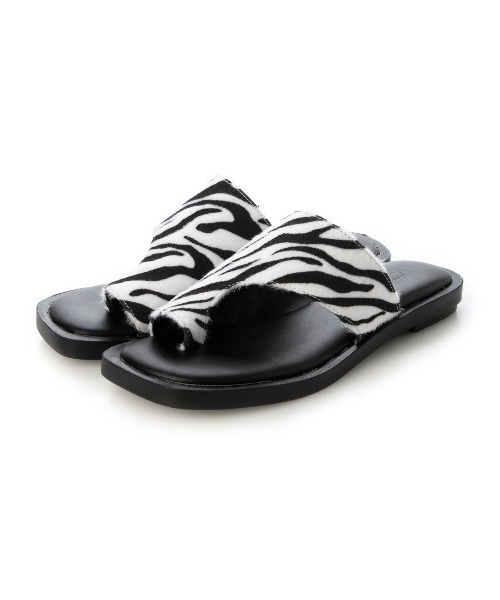 Mafmof(マフモフ)の「Mafmof(マフモフ)アシンメトリートングサンダル(サンダル・レディース・ブラック/グレー系その他/ホワイト/ゼブラ・LL/S/L/M)」の10枚目の写真