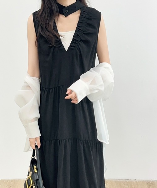 ECLIN(エクラン)の「前後2wayティアードマキシ丈ハイネックロングワンピース(ワンピース・レディース・ブラック/グレイッシュベージュ/グリーン・M/L)」の18枚目の写真