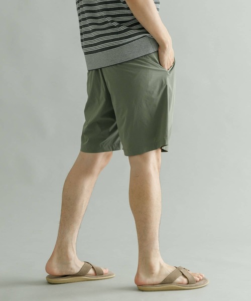 URBAN RESEARCH(アーバンリサーチ)の「『UR TECH MoLight』『撥水/UVカット』SHORTS(その他パンツ・メンズ・チャコールグレー/カーキ/ブラック/ネイビー・LARGE/MEDIUM)」の9枚目の写真