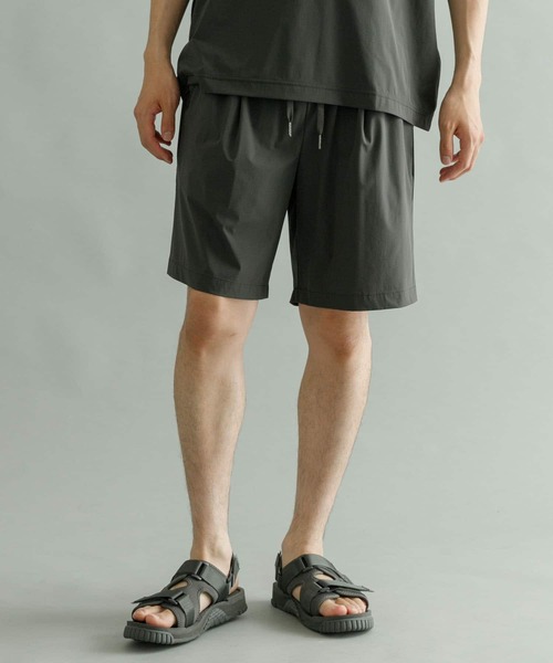 URBAN RESEARCH(アーバンリサーチ)の「『UR TECH MoLight』『撥水/UVカット』SHORTS(その他パンツ・メンズ・チャコールグレー/カーキ/ブラック/ネイビー・LARGE/MEDIUM)」の12枚目の写真