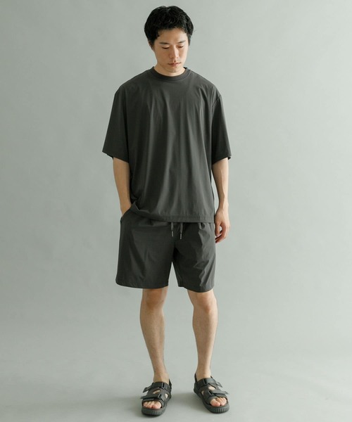 URBAN RESEARCH(アーバンリサーチ)の「『UR TECH MoLight』『撥水/UVカット』SHORTS(その他パンツ・メンズ・チャコールグレー/カーキ/ブラック/ネイビー・LARGE/MEDIUM)」の15枚目の写真