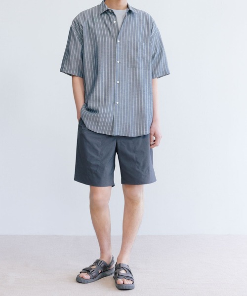 URBAN RESEARCH(アーバンリサーチ)の「『UR TECH MoLight』『撥水/UVカット』SHORTS(その他パンツ・メンズ・チャコールグレー/カーキ/ブラック/ネイビー・LARGE/MEDIUM)」の17枚目の写真