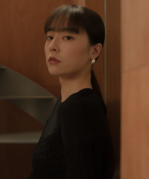 novice（ノーヴィス）の「【novice】Volume Earring（イヤリング・レディース・シルバー/ゴールド・FREE）」の4枚目の写真