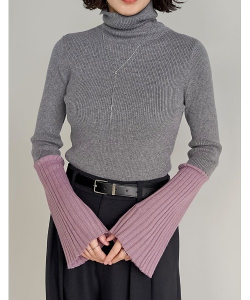 Re:EDIT（リエディ）の「[新色追加][販売枚数1.8万枚突破]選べる2TYPE配色or無地フレアスリーブリブニットトップス（ニット/セーター・レディース・ホワイト×ブラック/ブラック×ホワイト/ブラック系その他/ブラック/ホワイト/レッド系その他/ブルー系その他2/ホワイト系2/オレンジ系その他/ブルー系1/ブルー系その他/ブラック系その他2/オレンジ系その他2/ブラック系2/ブラック系/ホワイト系/レッド系その他2/ブルー系/レッド系その他3/レッド系その他4/ピンク系その他/パープル系その他/パープル系その他2/ピンク系その他2・LARGE/MEDIUM）」の15枚目の写真