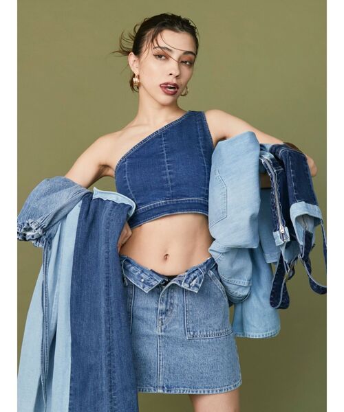 EVRIS（エヴリス）の「【10周年記念】デニムワンショルダートップス（キャミソール・レディース・ブルー・FREE）」の5枚目の写真