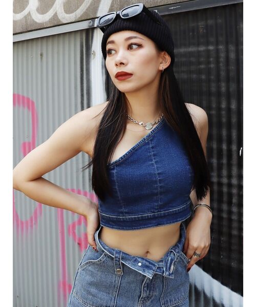 EVRIS（エヴリス）の「【10周年記念】デニムワンショルダートップス（キャミソール・レディース・ブルー・FREE）」の8枚目の写真