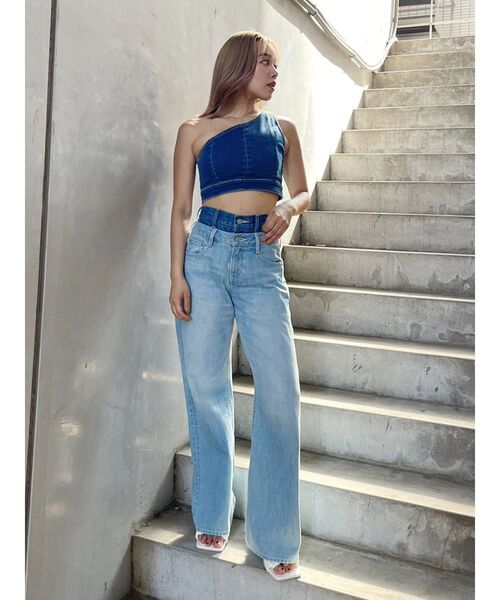 EVRIS（エヴリス）の「【10周年記念】デニムワンショルダートップス（キャミソール・レディース・ブルー・FREE）」の11枚目の写真