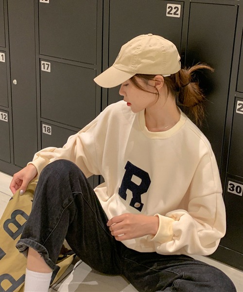 NANEA(ナネア)の「プルオーバーワッペン付きスウェット(スウェット・レディース・グレー/アイボリー・フリー)」の6枚目の写真