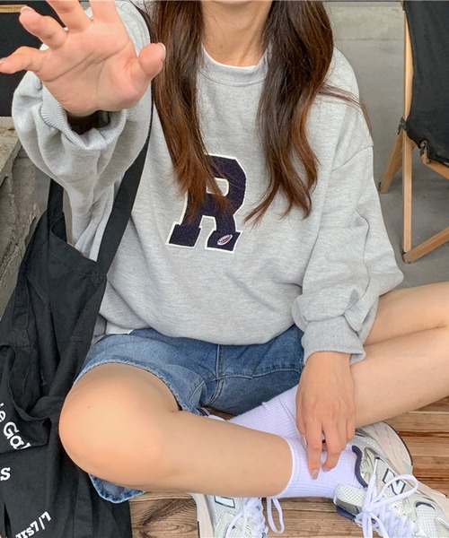 NANEA(ナネア)の「プルオーバーワッペン付きスウェット(スウェット・レディース・グレー/アイボリー・フリー)」の20枚目の写真