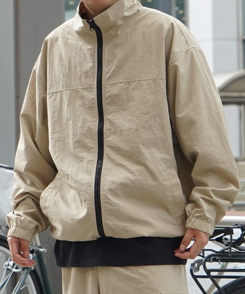 ILL'S（イルズ）の「ZOZO限定展開【セットアップ対応】スタンドネック ダブルジップ ビッグシルエット ナイロンブルゾン 【ILL'S】（ナイロンジャケット・メンズ・ブラック/ベージュ・L/M）」の19枚目の写真