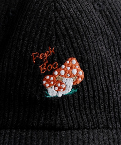 ホワイトピンク刺繍ベースボールキャップ - メルカリ