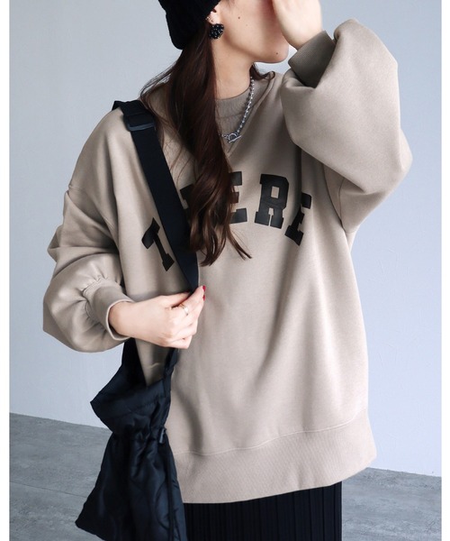 reca(レカ)の「裏起毛ボリューム袖ロゴスウェット(スウェット・レディース・オートミール/ブラック/チャコールグレー/グレー系その他/グレイッシュベージュ/トップグレー/ベージュ系その他・FREE)」の6枚目の写真