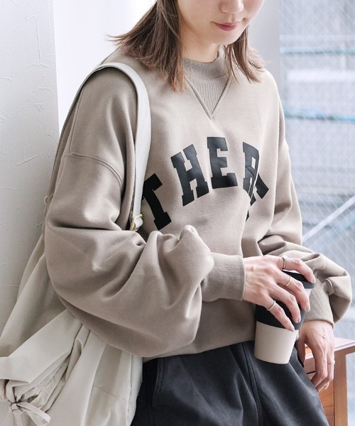 reca(レカ)の「裏起毛ボリューム袖ロゴスウェット(スウェット・レディース・オートミール/ブラック/チャコールグレー/グレー系その他/グレイッシュベージュ/トップグレー/ベージュ系その他・FREE)」の21枚目の写真