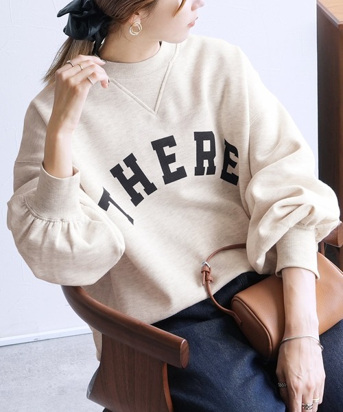 reca(レカ)の「裏起毛ボリューム袖ロゴスウェット(スウェット・レディース・オートミール/ブラック/チャコールグレー/グレー系その他/グレイッシュベージュ/トップグレー/ベージュ系その他・FREE)」の20枚目の写真