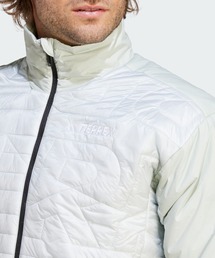 adidas（アディダス）の「テレックス XPERIOR バリライト PRIMALOFT