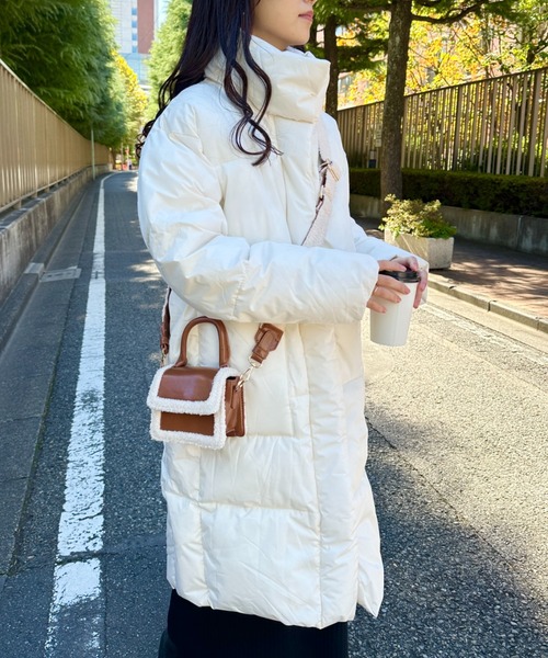 CLEA（クレア）の「中綿パディングロングダウンジャケット（ダウンジャケット/コート・レディース・アイボリー/ブラック・M/L）」の7枚目の写真