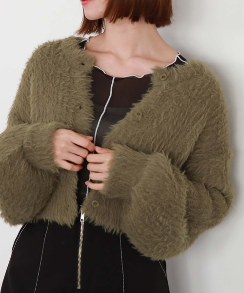 archives（アルシーヴ）の「カラーMIXシャギーショートニットカーディガン（カーディガン/ボレロ・レディース・オレンジ/アイボリー/グリーン/グレー・MEDIUM）」の4枚目の写真