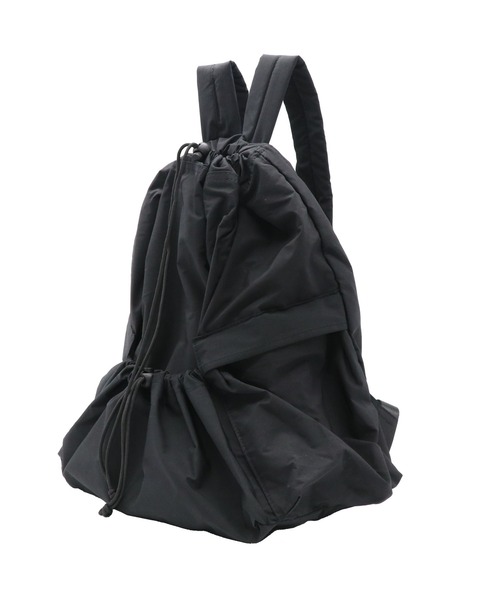 GUSCIO（グッシオ）の「【グッシオベーシック】ドローストリングバックパック（バックパック/リュック・レディース・アイボリー/カーキ/ブラック/グレイッシュベージュ・FREE）」の5枚目の写真