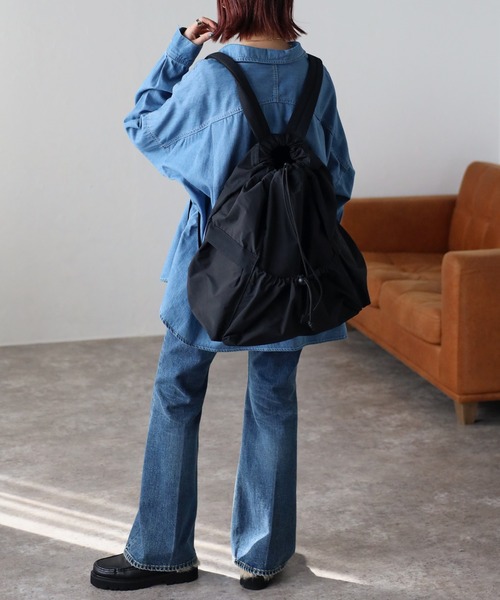 GUSCIO（グッシオ）の「【グッシオベーシック】ドローストリングバックパック（バックパック/リュック・レディース・アイボリー/カーキ/ブラック/グレイッシュベージュ・FREE）」の19枚目の写真