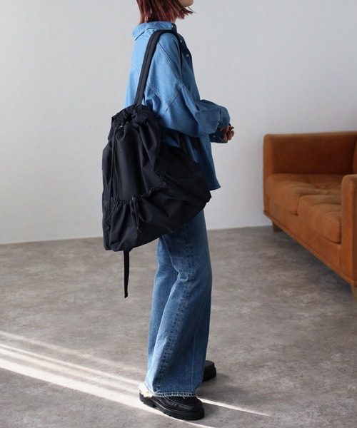 GUSCIO（グッシオ）の「【グッシオベーシック】ドローストリングバックパック（バックパック/リュック・レディース・アイボリー/カーキ/ブラック/グレイッシュベージュ・FREE）」の21枚目の写真