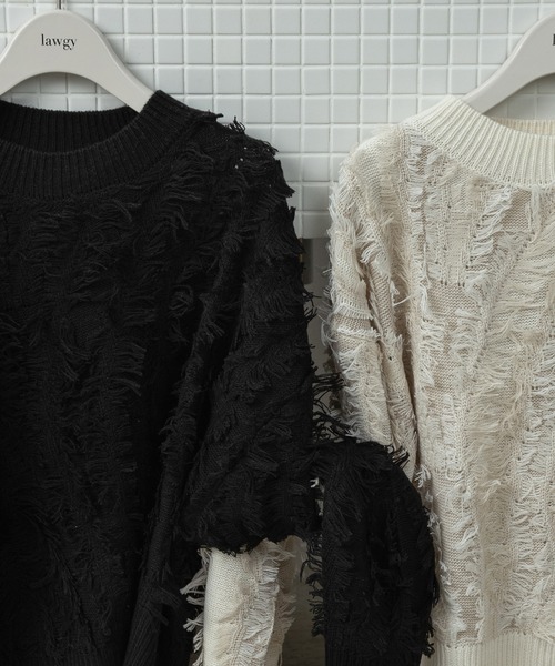 lawgy(ラウジー)の「wave fringe high neck knit / ウェーブフリンジハイネックニット(ニット/セーター・レディース・アイボリー/ブラック・FREE)」の10枚目の写真