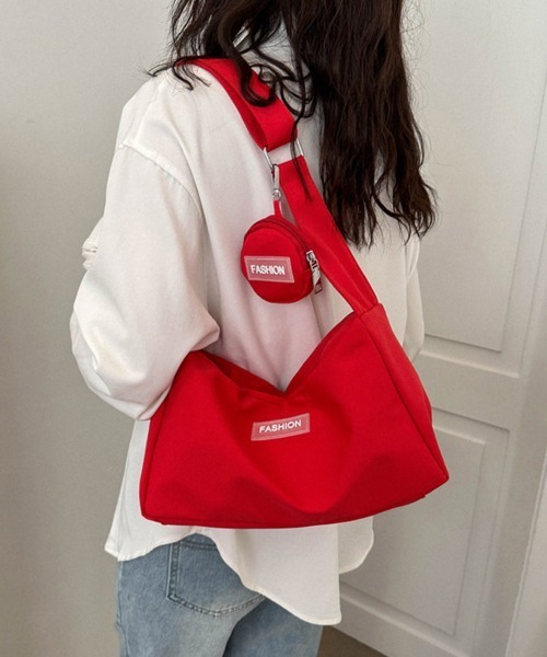 Miniministore(ミニミニストア)の「ショルダーバッグ レディース小銭入れ付き(ショルダーバッグ・レディース・グレー/アイボリー/ピンク/オレンジ/ブラック/レッド/オフホワイト・FREE)」の6枚目の写真