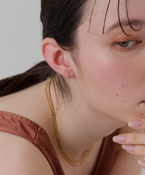 Phoebe（フィービィー）の「【シリーズ累計販売　10,000点突破！】【金属アレルギー対応】ミニフープピアス/サージカルステンレス/ジェンダーレス（ピアス（両耳用）・レディース・シルバー/イエローゴールド/ピンクゴールド・FREE）」の4枚目の写真