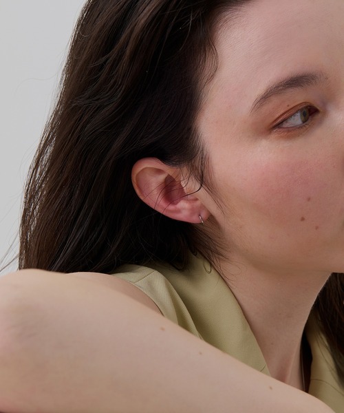 Phoebe（フィービィー）の「【シリーズ累計販売　10,000点突破！】【金属アレルギー対応】ミニフープピアス/サージカルステンレス/ジェンダーレス（ピアス（両耳用）・レディース・シルバー/イエローゴールド/ピンクゴールド・FREE）」の10枚目の写真