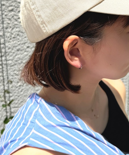 Phoebe（フィービィー）の「【シリーズ累計販売　10,000点突破！】【金属アレルギー対応】ミニフープピアス/サージカルステンレス/ジェンダーレス（ピアス（両耳用）・レディース・シルバー/イエローゴールド/ピンクゴールド・FREE）」の13枚目の写真